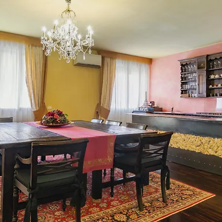 Bohemian Spacious And Loft Bologna